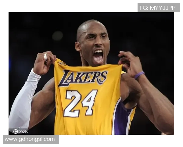 科比职业生涯经典时刻回顾:从黑曼巴到传奇的巅峰时刻 科比职业生涯经典时刻回顾:从黑曼巴到传奇的巅峰时刻