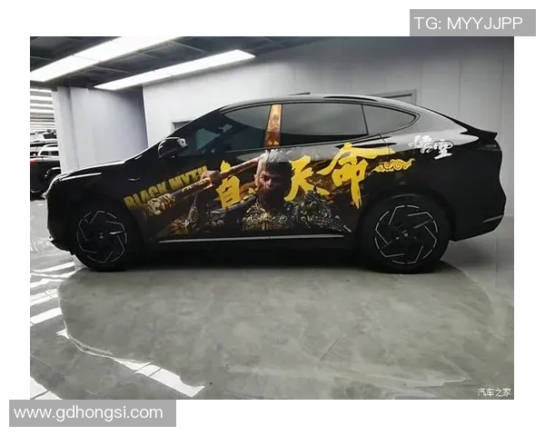 C罗汽车贴纸热潮来袭足球明星粉丝必备的个性化装饰选择 C罗汽车贴纸热潮来袭足球明星粉丝必备的个性化装饰选择